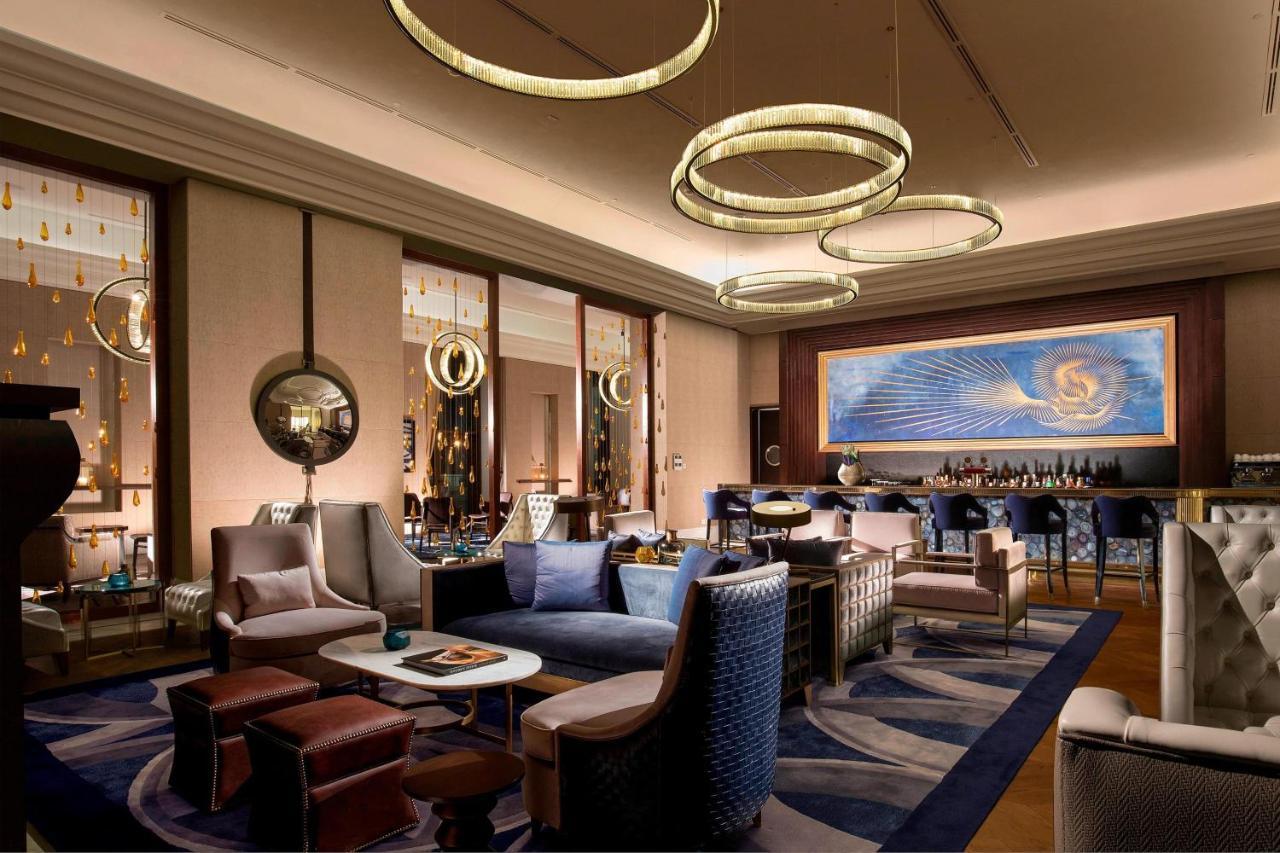 The St. Regis Astana Hotel Eksteriør billede The Bar
